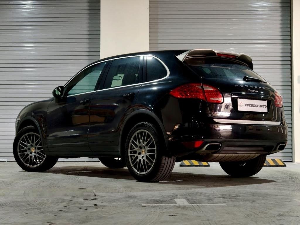 Porsche Cayenne 3.6A Tip Platinum Edition (COE till 04/2034) photo 3