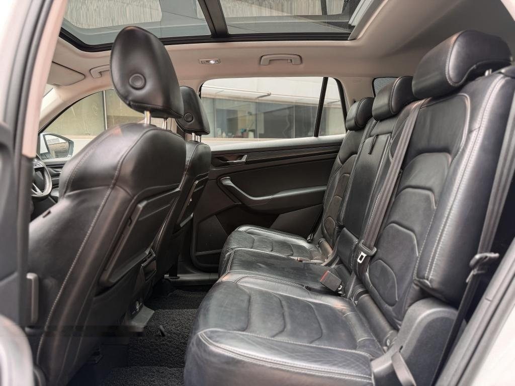 Skoda Kodiaq 1.4A TSI Ambition Plus Panoramic Roof photo 5