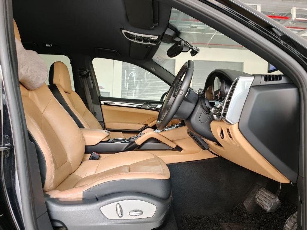Porsche Cayenne 3.6A Tip Platinum Edition (COE till 04/2034) photo 6