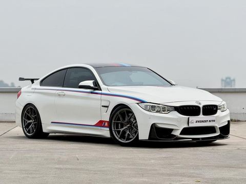 BMW M4 Coupe (COE till 10/2033)
