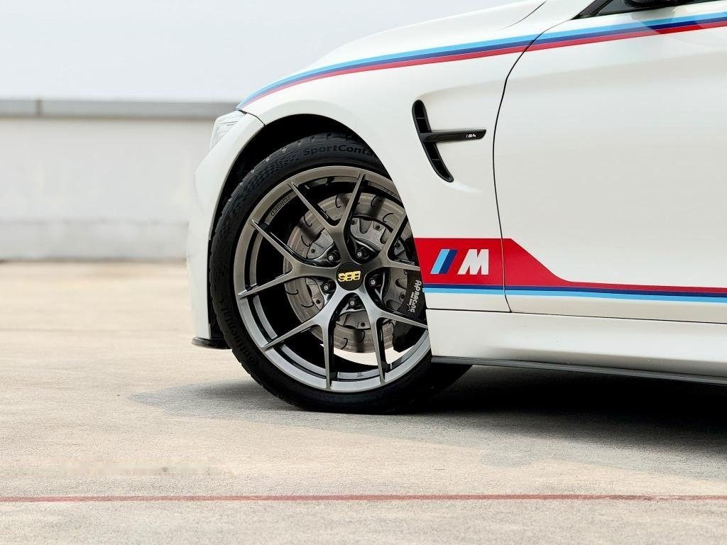 BMW M4 Coupe (COE till 10/2033) photo 4