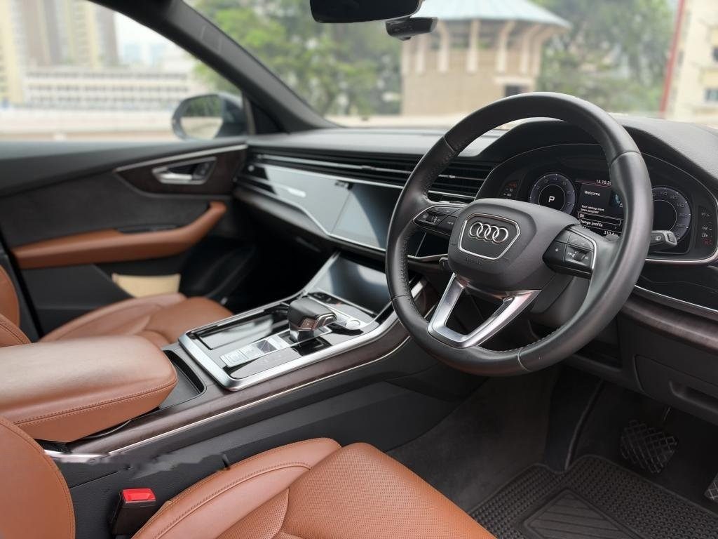 Audi Q8 Mild Hybrid 3.0A TFSI Quattro Tip photo 8