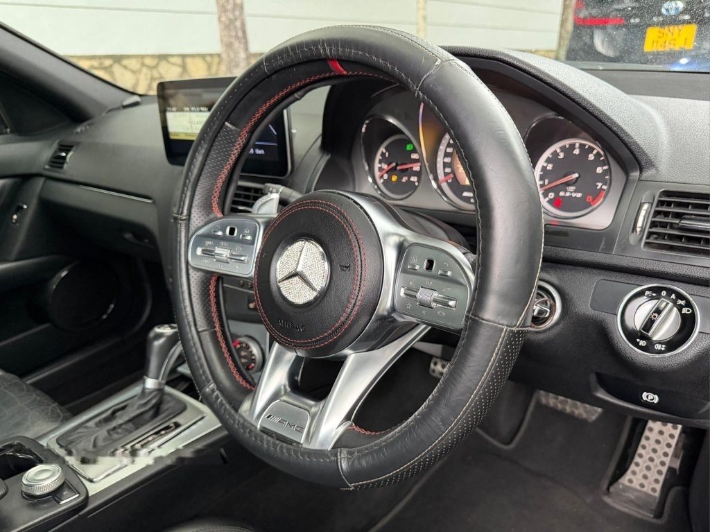 Mercedes-Benz C-Class C63 AMG (COE till 02/2030) photo 6
