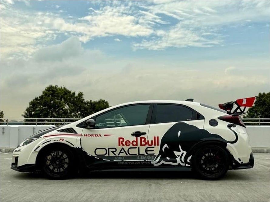 Honda Civic Type-R 2.0M VTEC Turbo GT (New 10-yr COE) photo 2