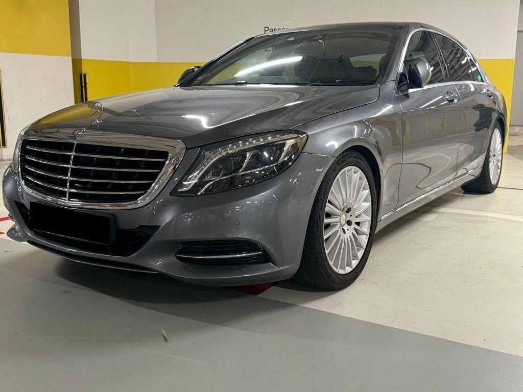 Mercedes-Benz S-Class S320L photo 2