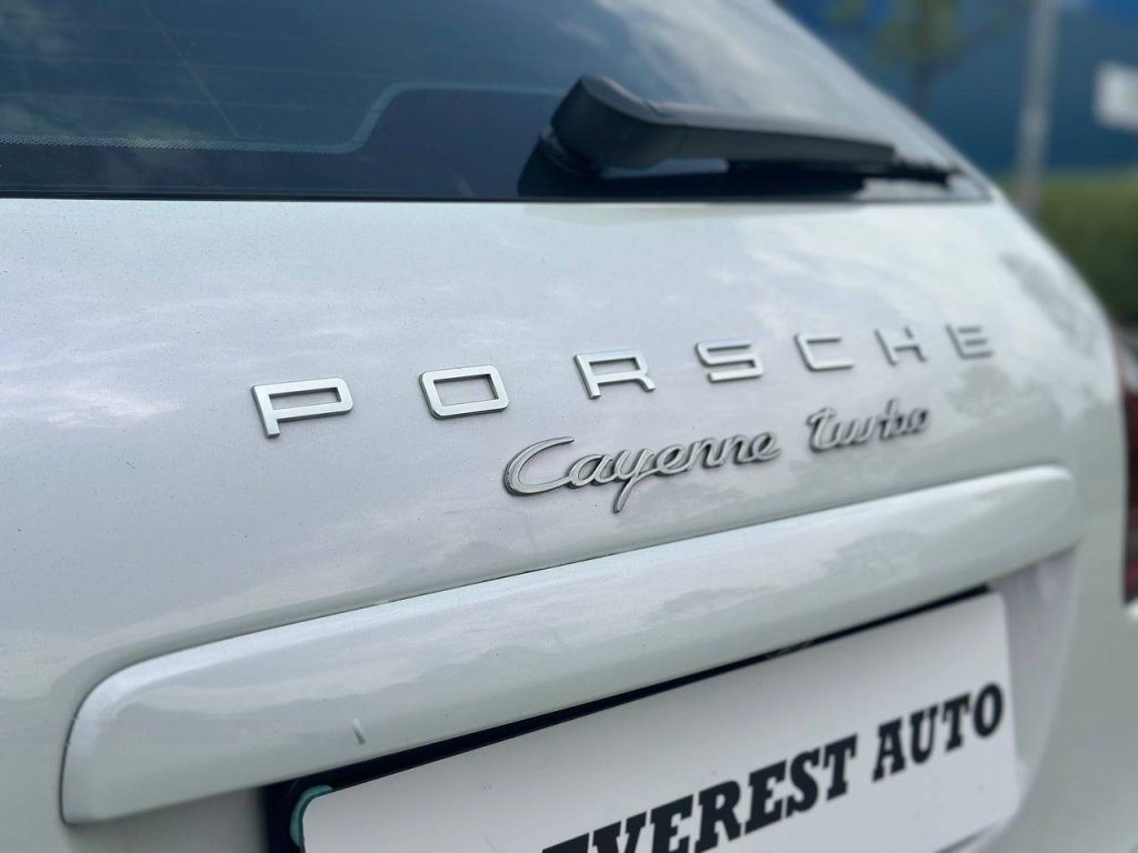 Porsche Cayenne Turbo 4.8A Tip (COE till 01/2031) photo 4