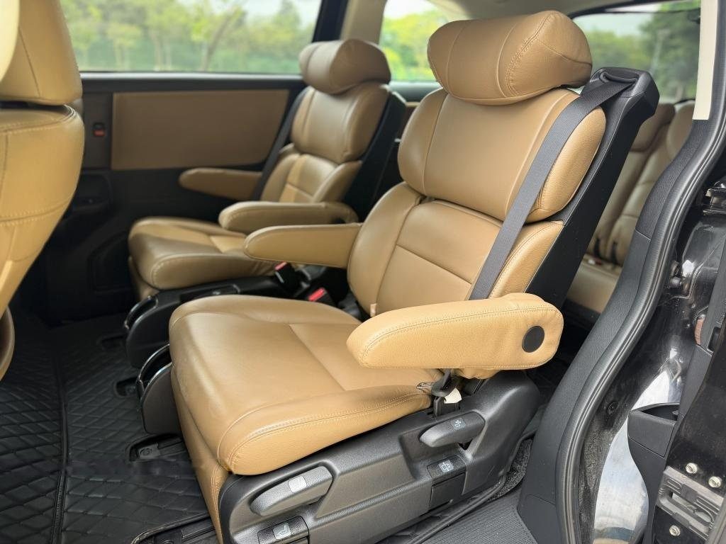 Honda Odyssey Hybrid 2.0A e-HEV Absolute photo 5
