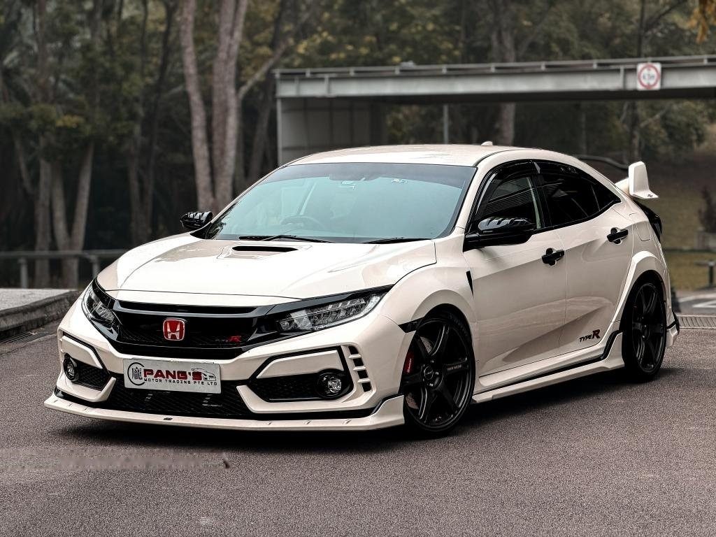 Honda Civic Type-R 2.0M Turbo photo 1