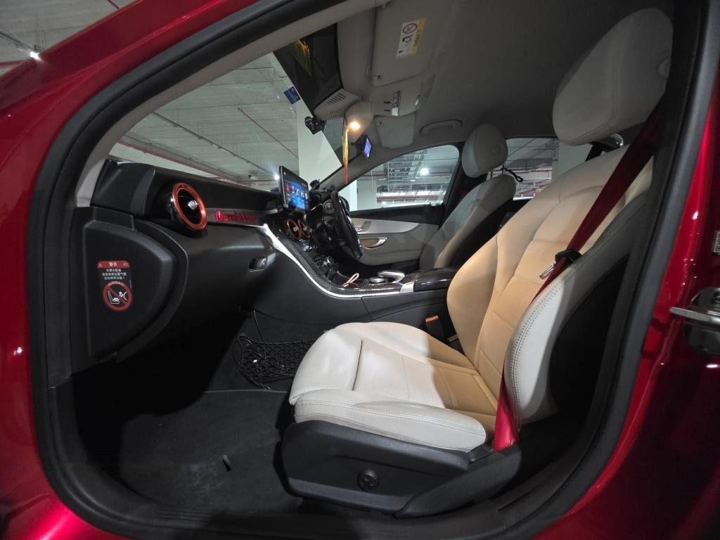 Mercedes-Benz C-Class C200 (COE till 09/2034) photo 7