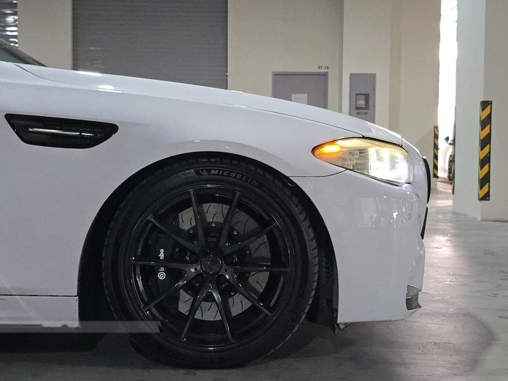 BMW 5 Series 535i (COE till 06/2030) photo 6