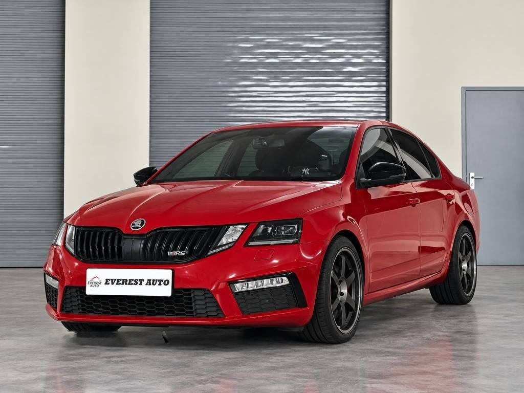 Skoda Octavia 2.0A TSI RS photo 2