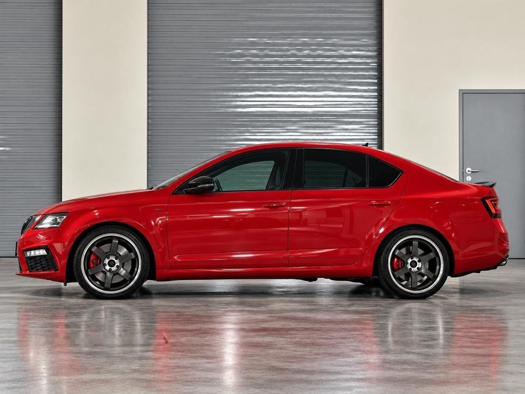Skoda Octavia 2.0A TSI RS photo 3