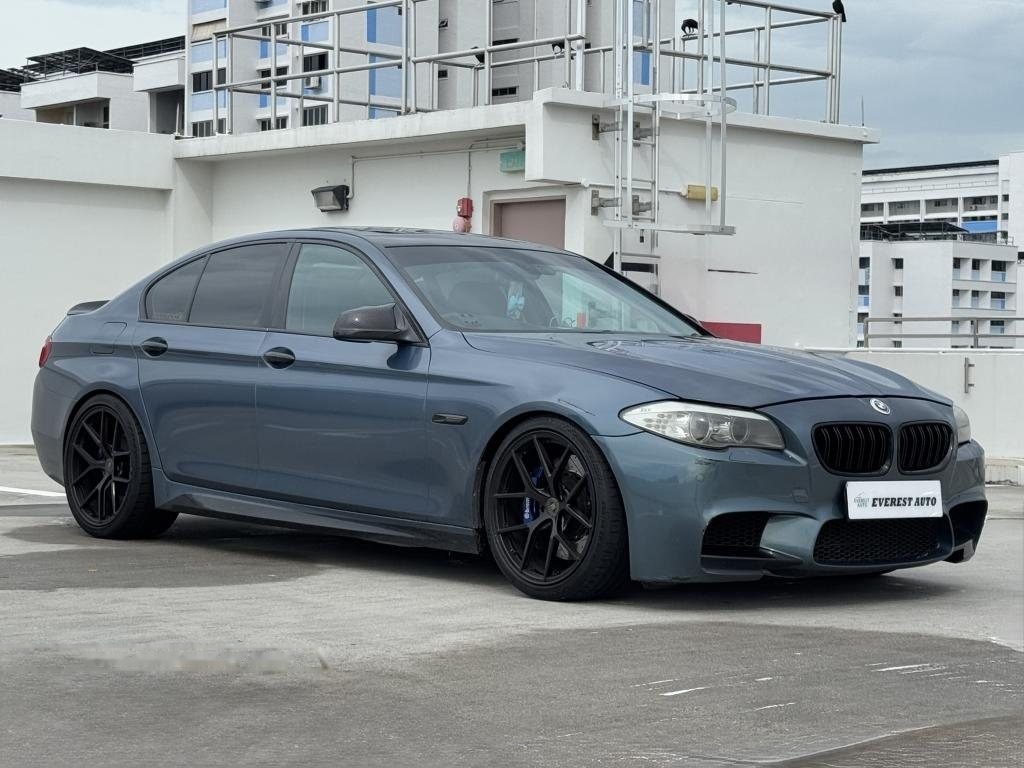 BMW 5 Series 535i Sunroof (COE till 04/2031) photo 2
