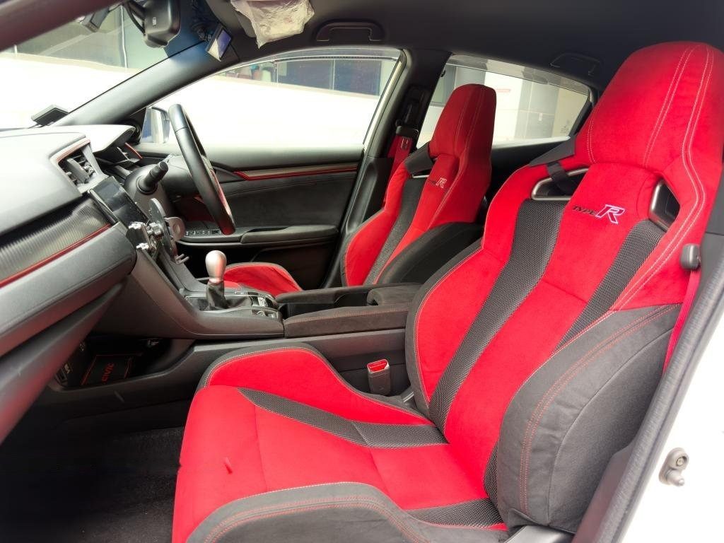 Honda Civic Type-R 2.0M Turbo photo 5