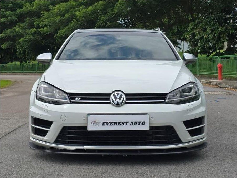 Volkswagen Golf R 5DR Sunroof (COE till 06/2034) photo 1