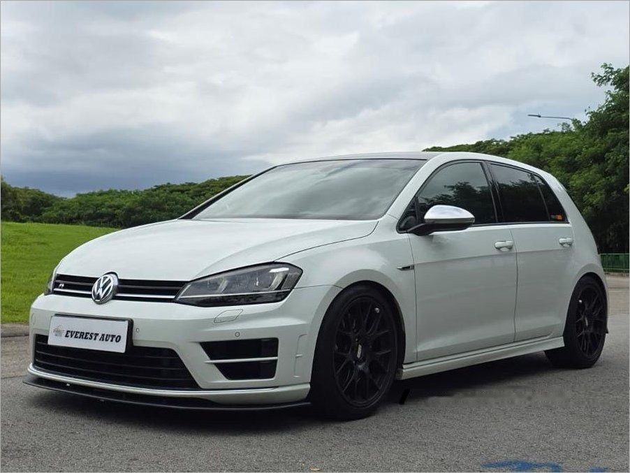 Volkswagen Golf R 5DR Sunroof (COE till 06/2034) photo 3