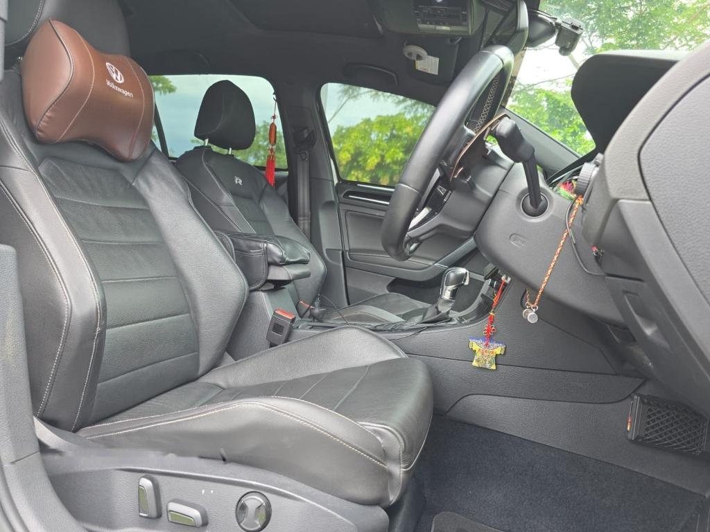 Volkswagen Golf R 5DR Sunroof (COE till 06/2034) photo 8