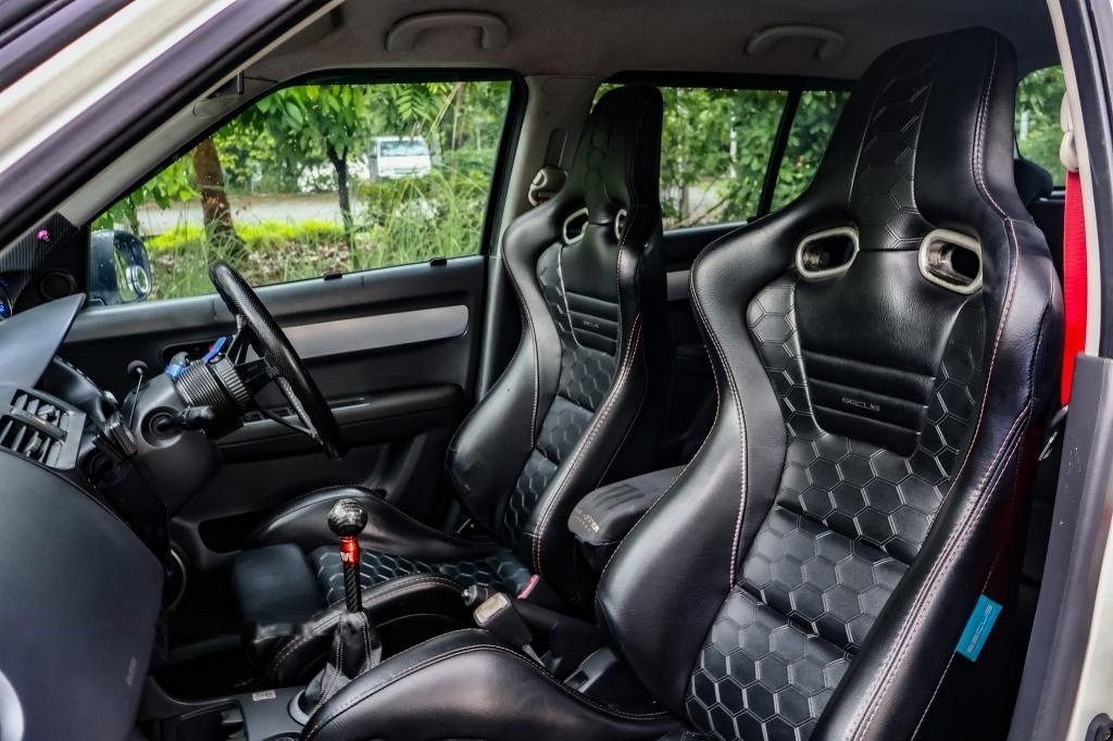 Suzuki Swift Sport 1.6M (COE till 10/2030) photo 6