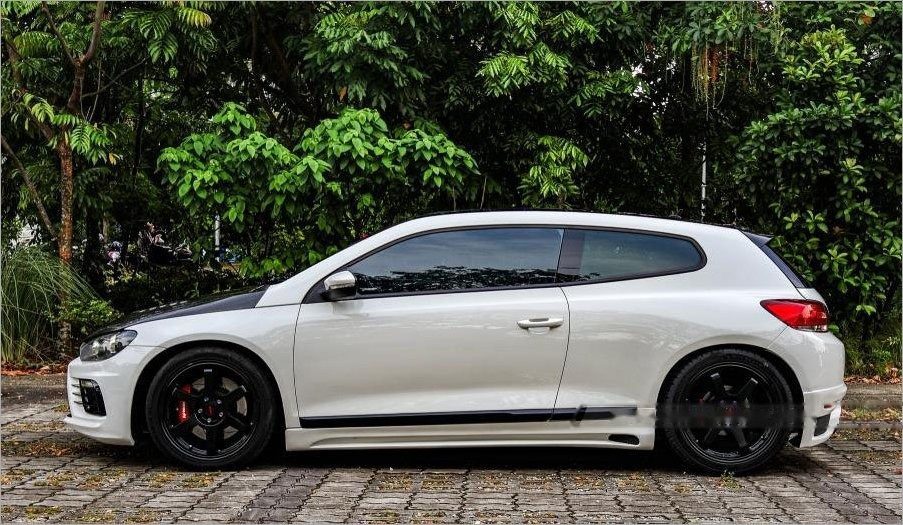 Volkswagen Scirocco 2.0A TSI Sunroof (COE till 04/2031) photo 2