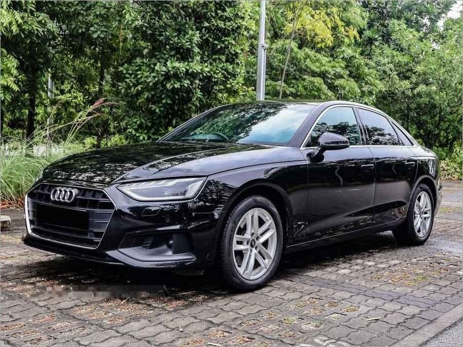 Audi A4 Mild Hybrid 2.0A TFSI S-tronic photo 1