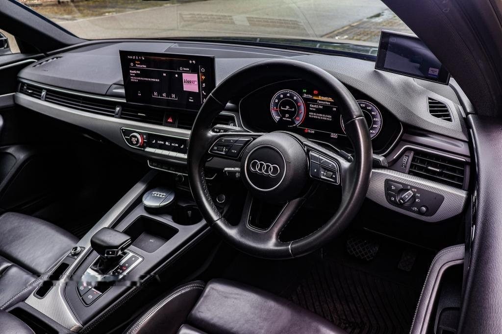 Audi A4 Mild Hybrid 2.0A TFSI S-tronic photo 5
