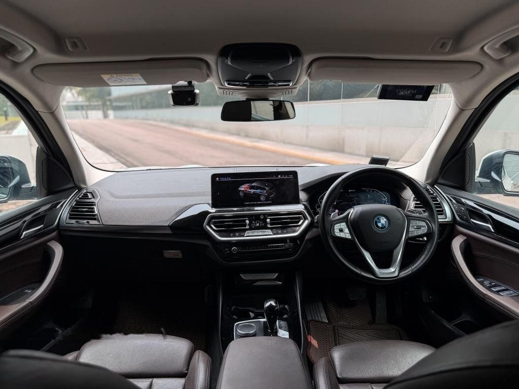 BMW X3 Plug-in Hybrid xDrive30e photo 4