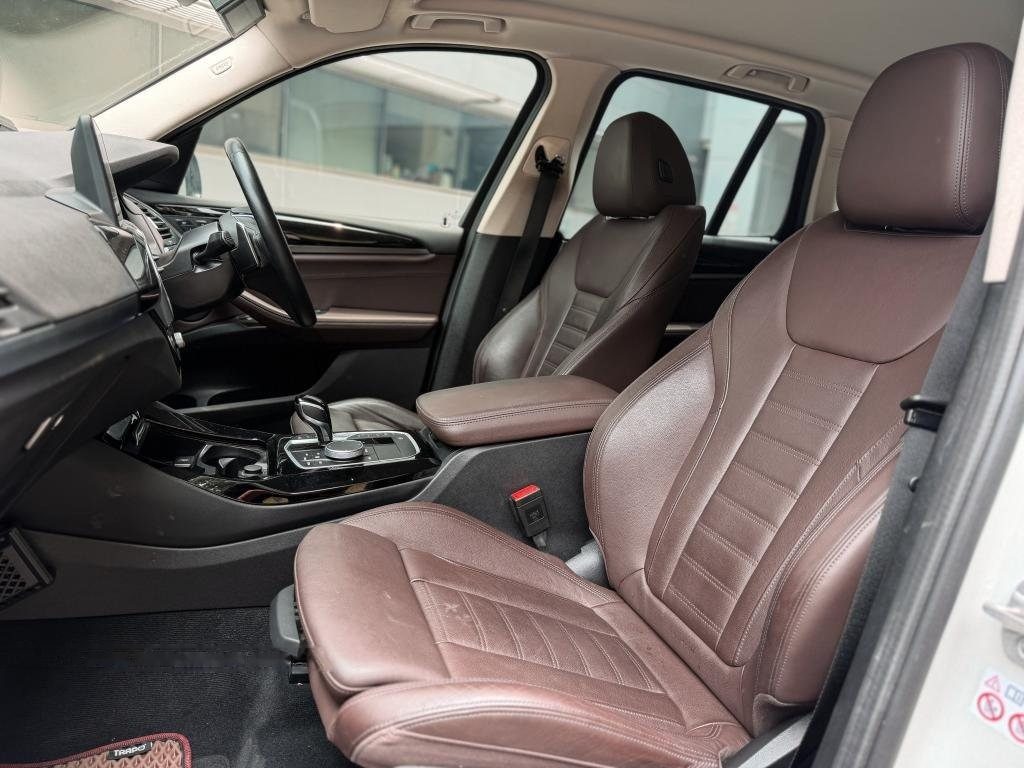 BMW X3 Plug-in Hybrid xDrive30e photo 5