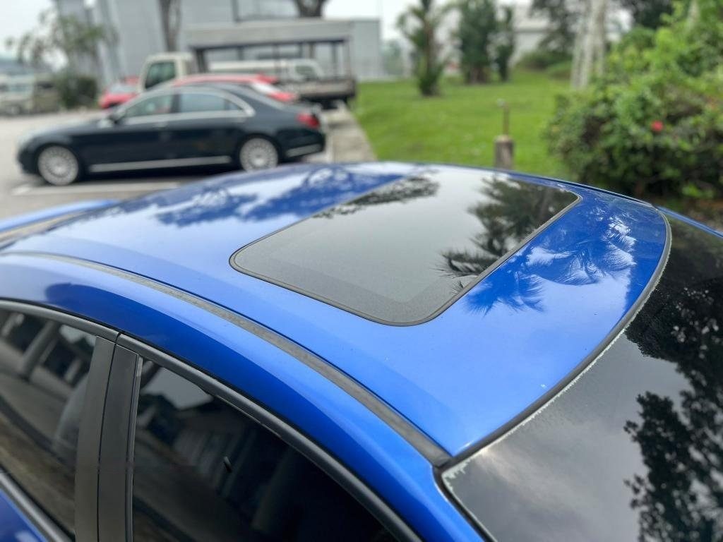 Honda Civic 1.5A VTEC Turbo Sunroof photo 5