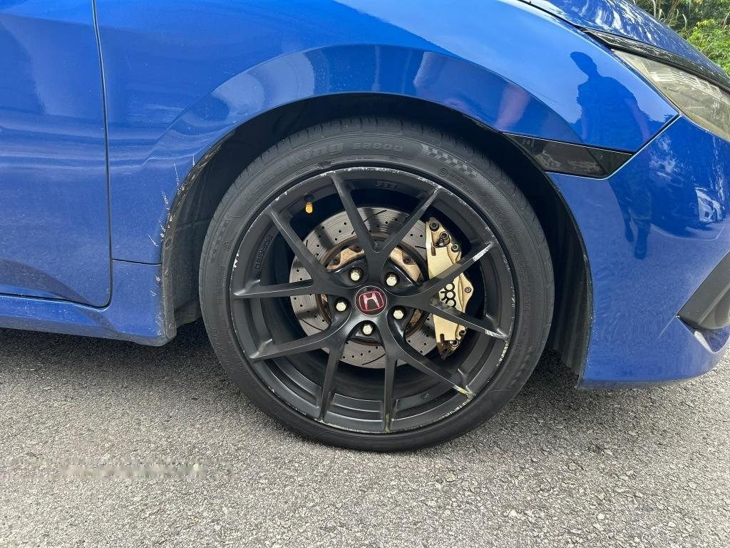 Honda Civic 1.5A VTEC Turbo Sunroof photo 6