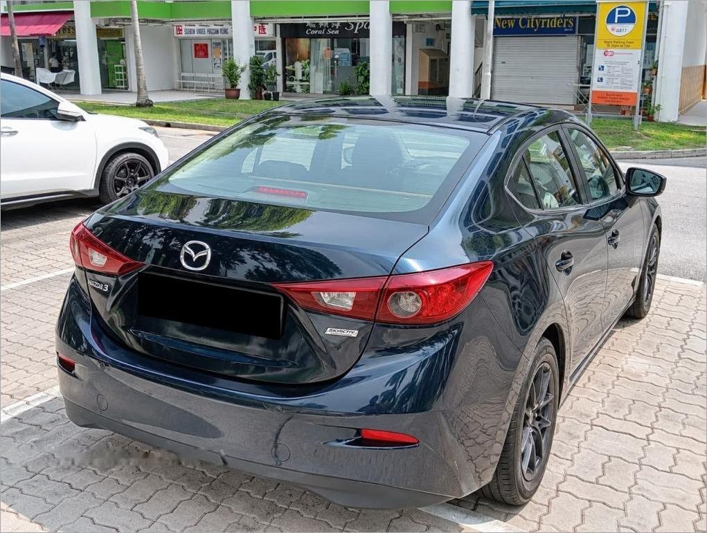 Mazda 3 1.5A Sunroof photo 3