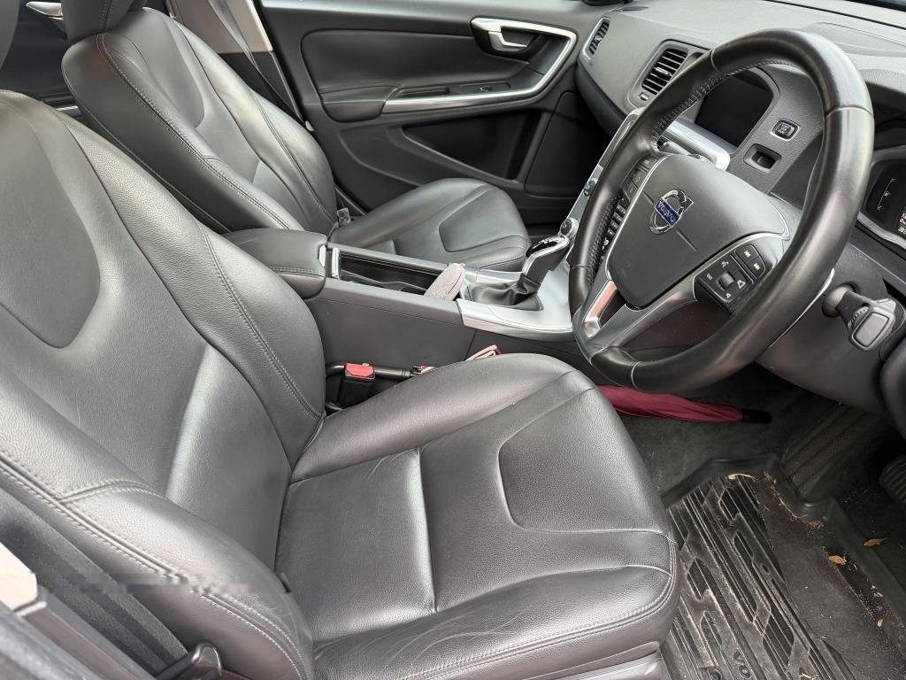 Volvo S60 T2 photo 7