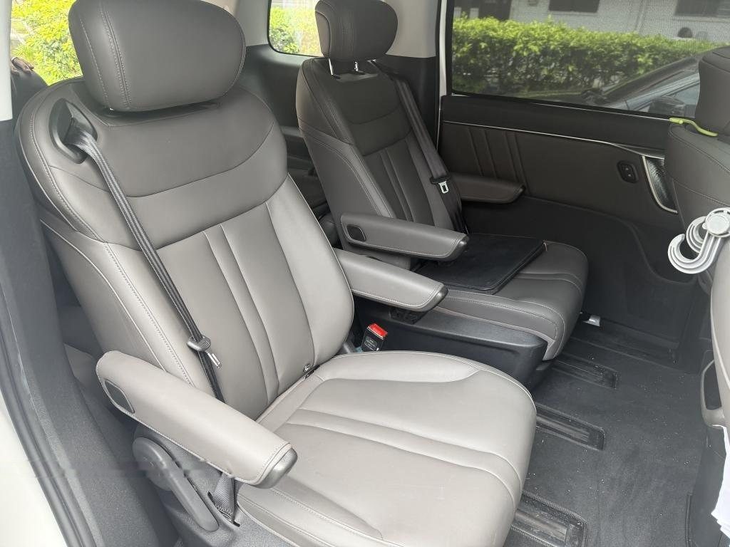 Maxus MIFA 7 Electric photo 7