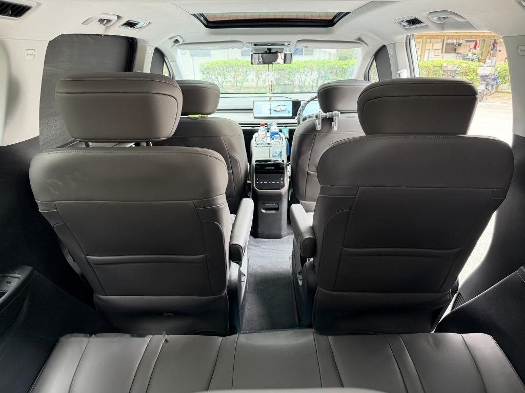 Maxus MIFA 7 Electric photo 8