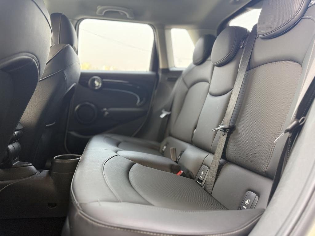 MINI One 1.5A 5DR photo 6